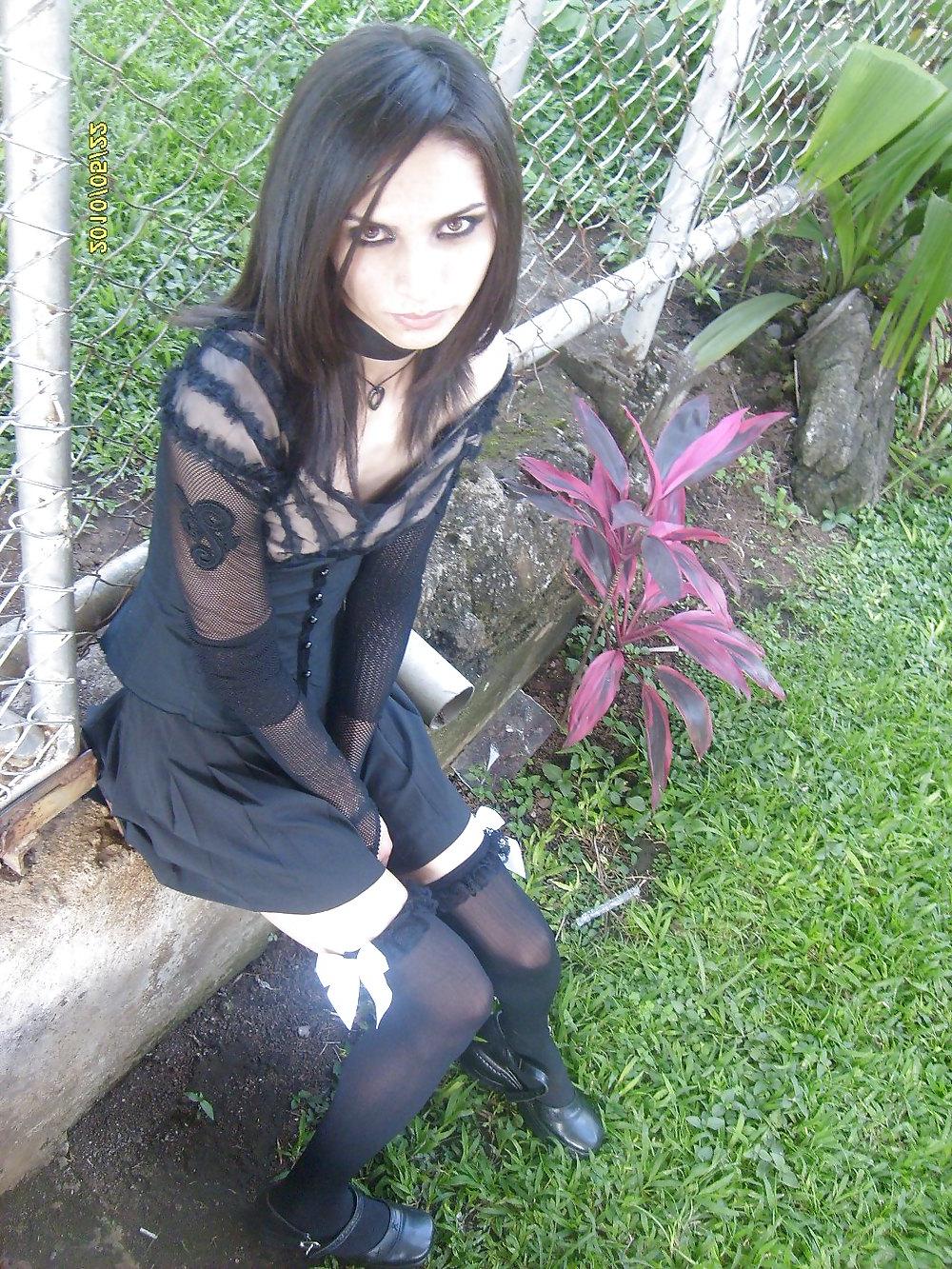 18P SISSYS AND CROSSDRESSERS TO FUCK