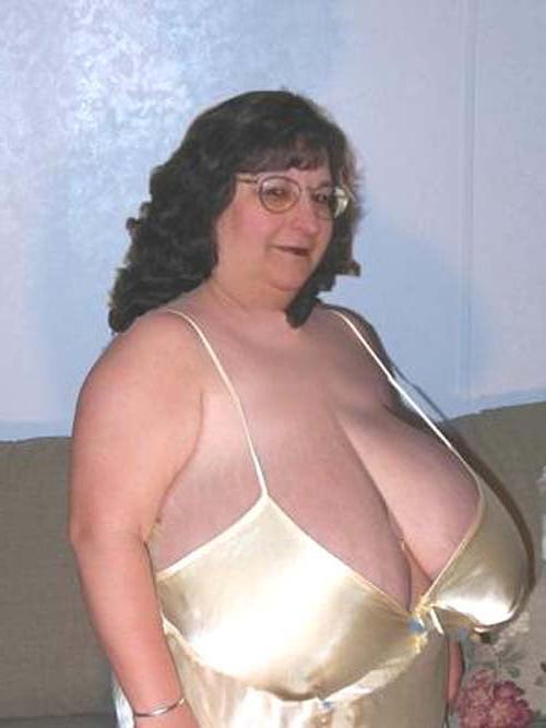 16P Brafree mom 039.