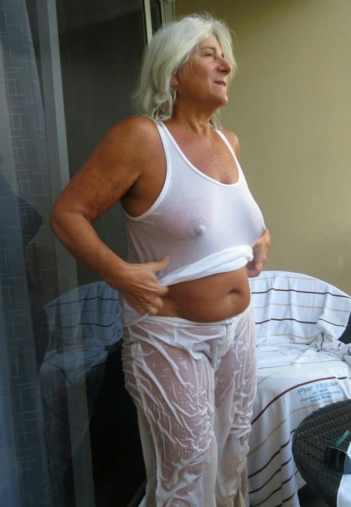16P Brafree mom 039.