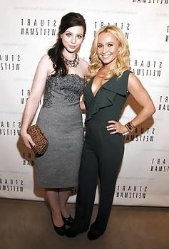 25P Hayden Panettiere mega collection 3