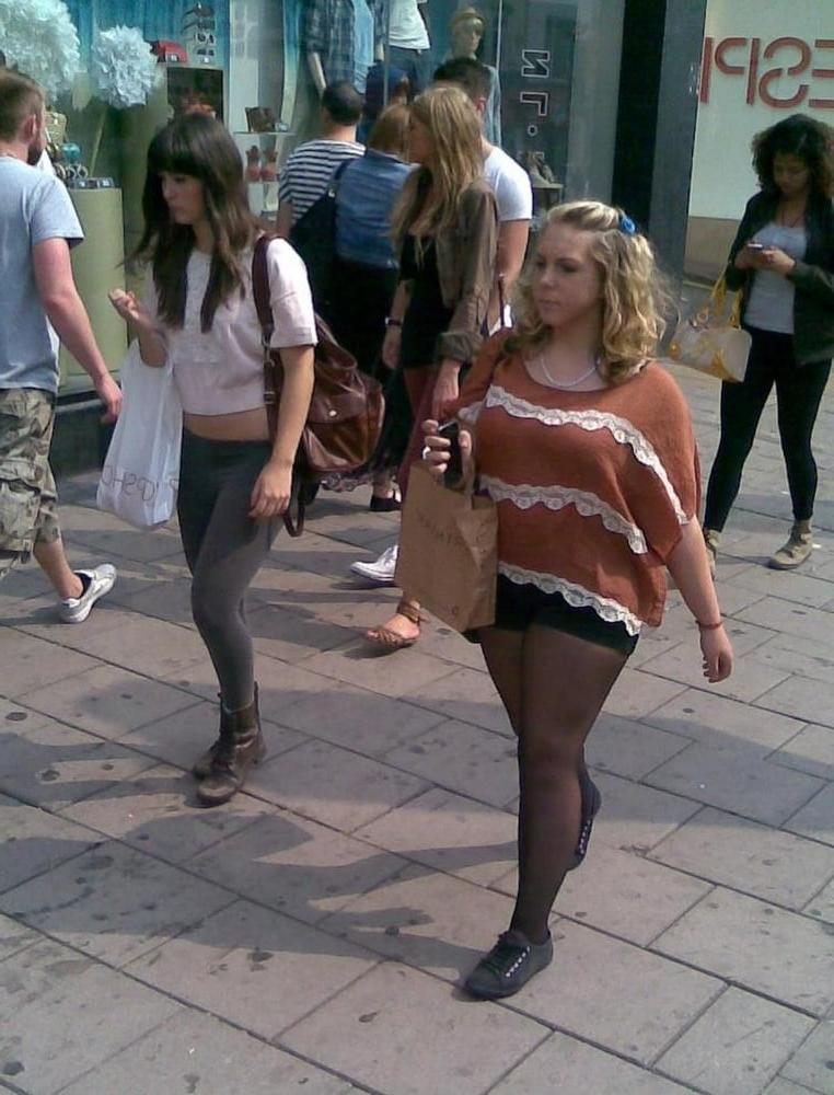 8P street candids 3