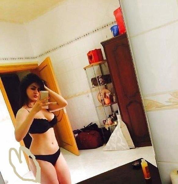 20P Very hot big boobs girl