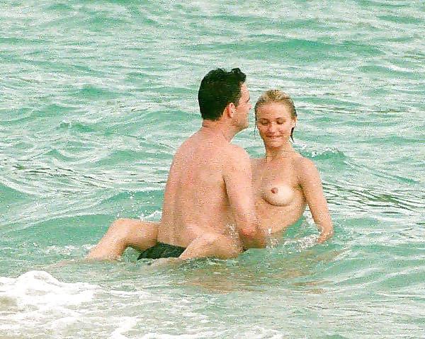 25P Celebrities Topless
