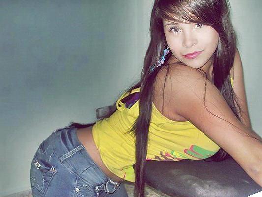 25P MAMITAS EMO