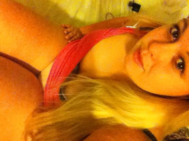 25P Plump Blonde Teen