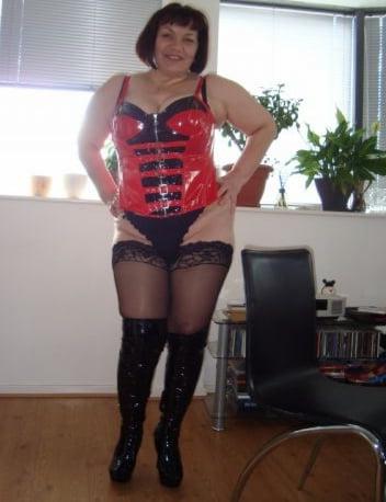 25P Mature wifes 2