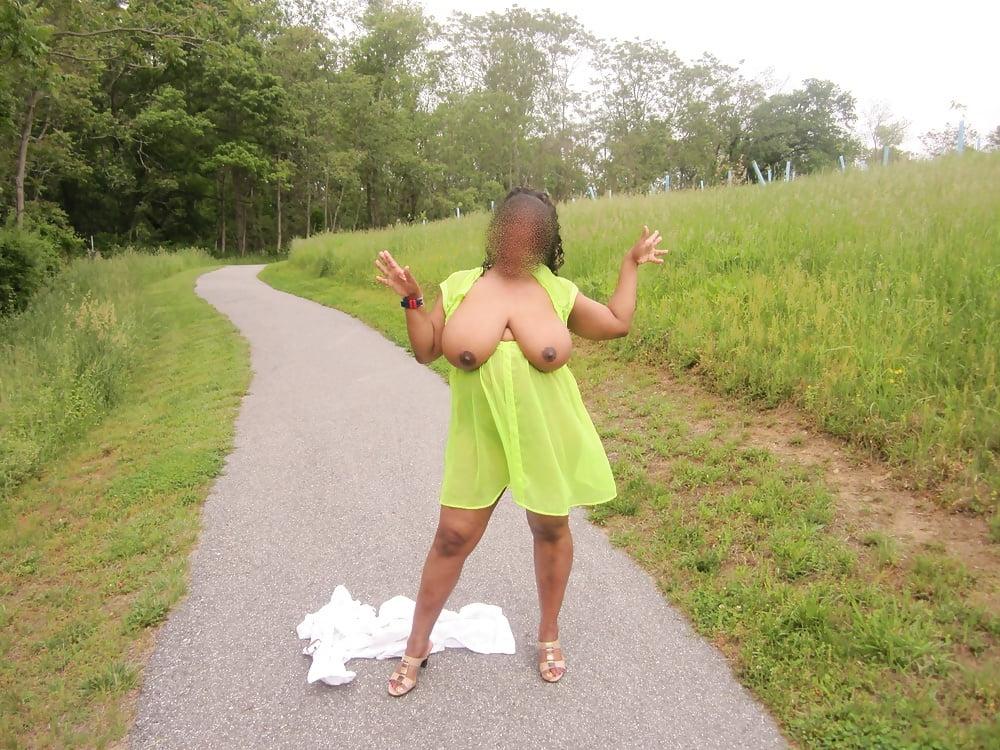 25P Big boobs outdoor 13
