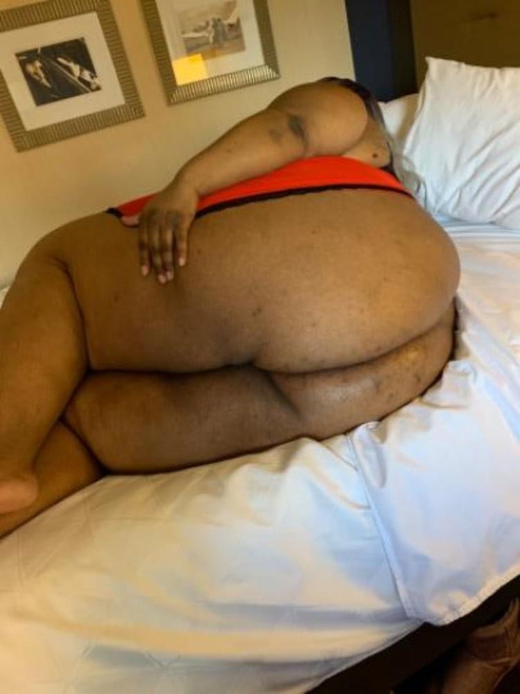 22P Massive booty