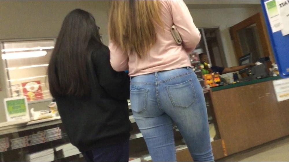 9P big booty latina