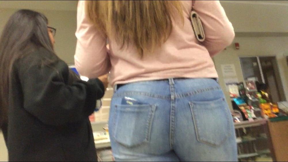 9P big booty latina