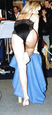 25P Carol Smillie UK Babe (MILF)