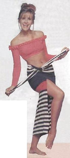 25P Carol Smillie UK Babe (MILF)