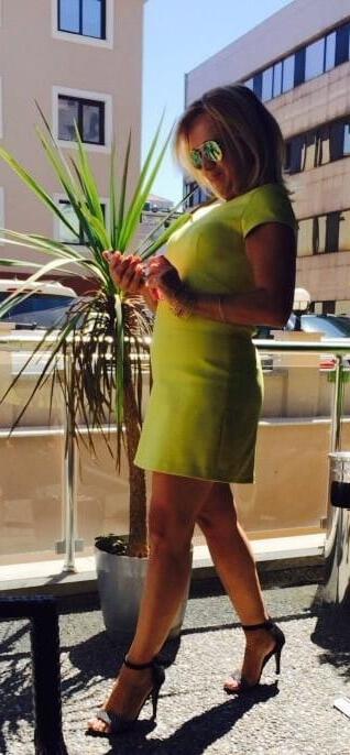 12P Turkish Sexy Mom - 2 - Please Fake of Her