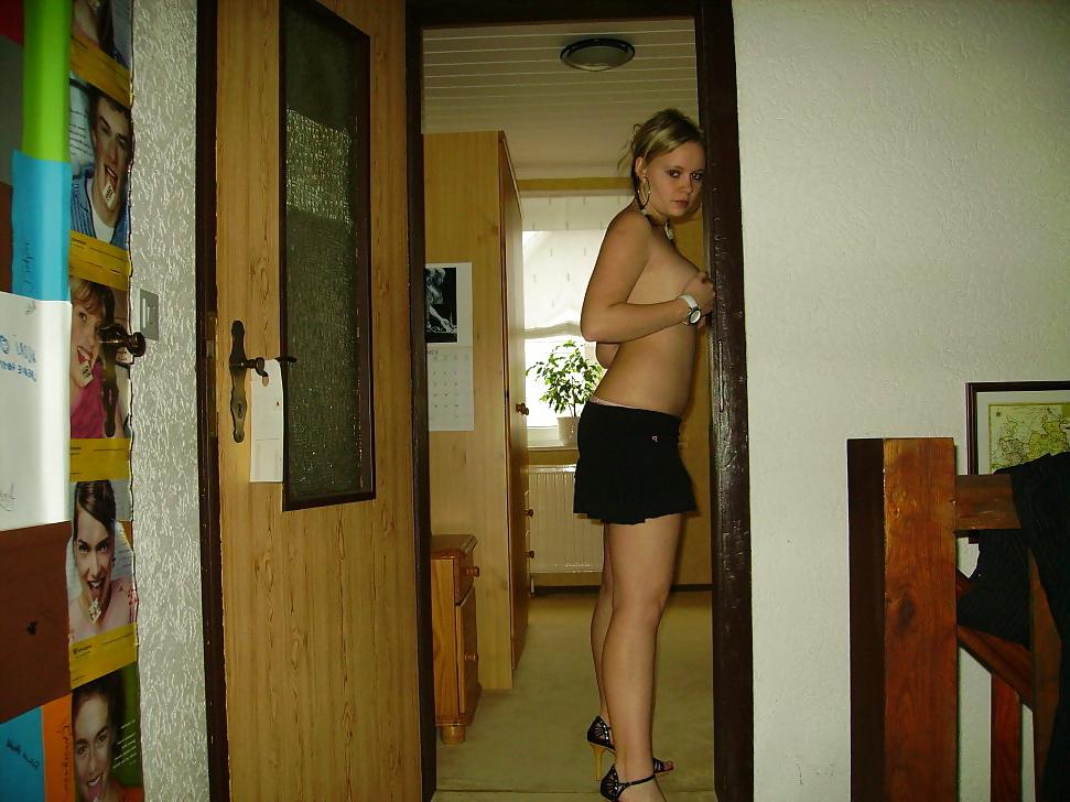 25P Stripper Babe