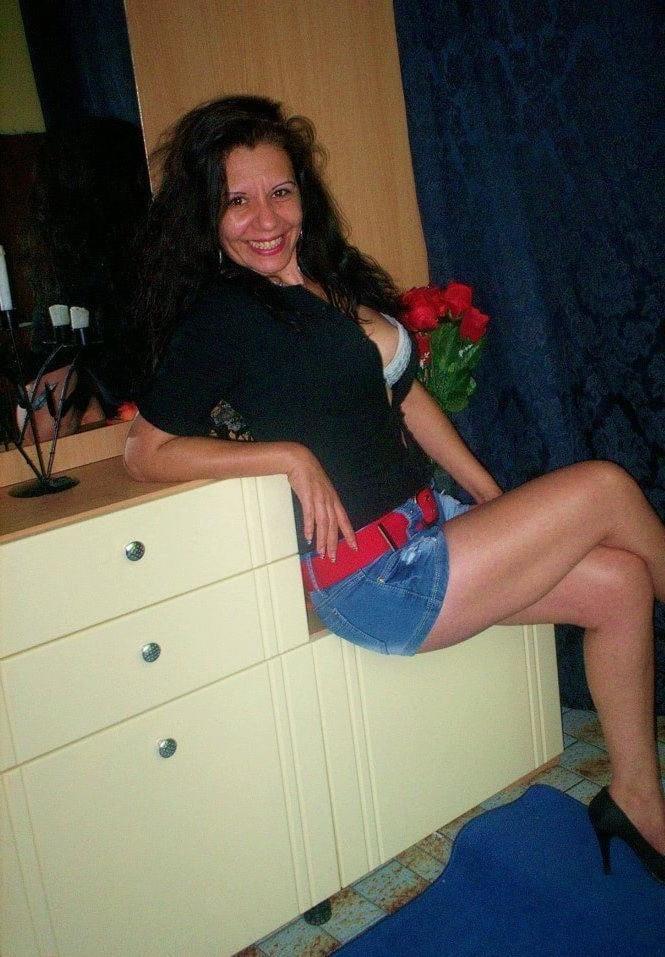 18P Jenny, sexy mom over 50