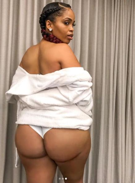 25P Ebony Booty Goddesses 102