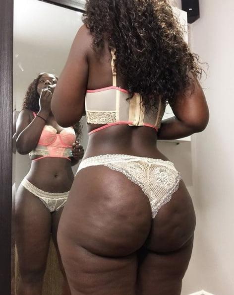 25P Ebony Booty Goddesses 102