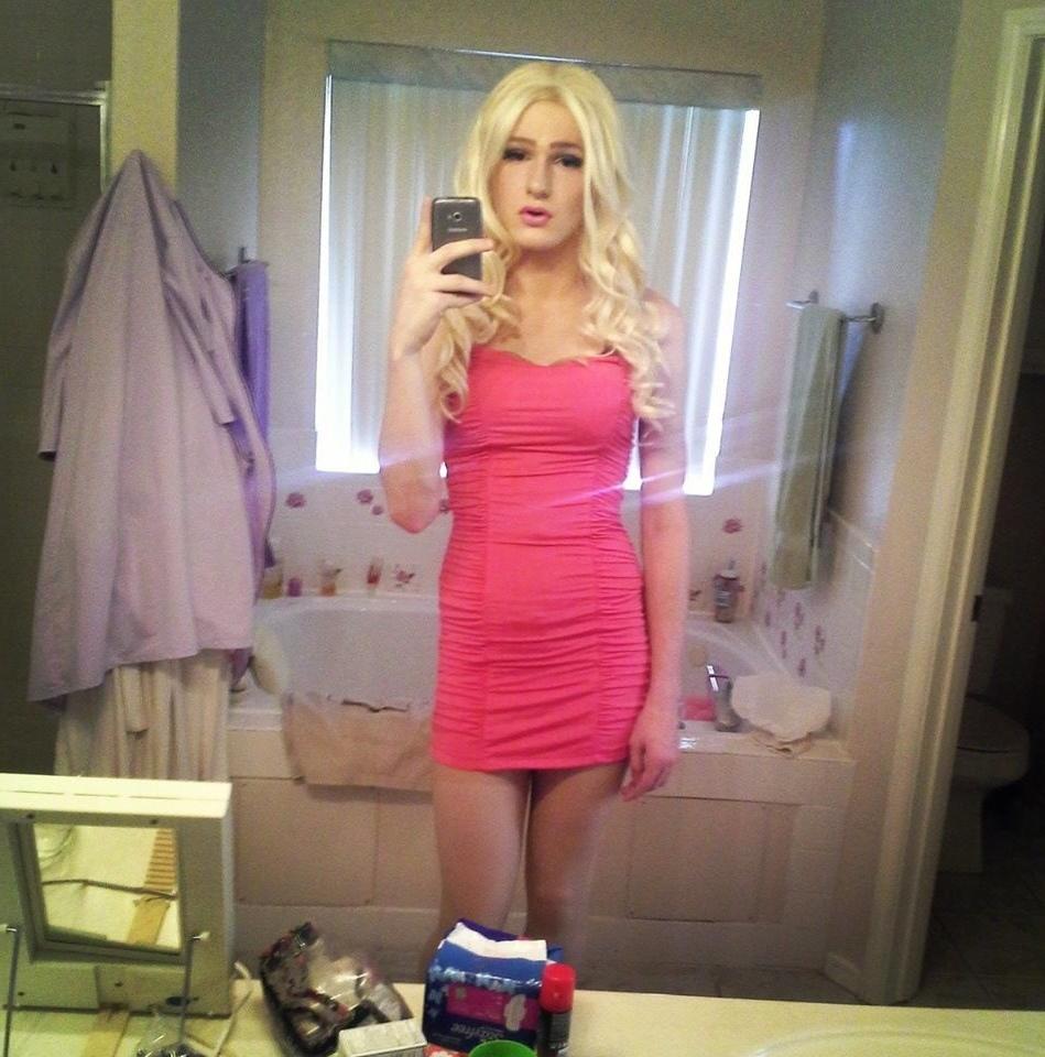 25P Beautiful- crossdresser 1