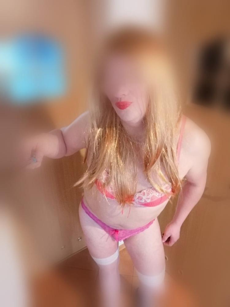 6P Crossdresser