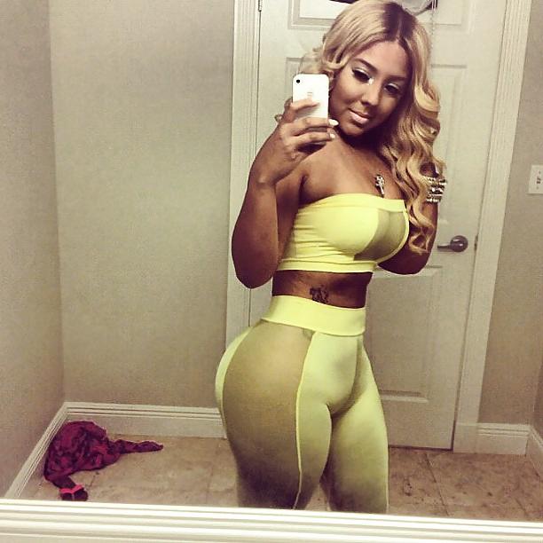 25P BIG BOOTY