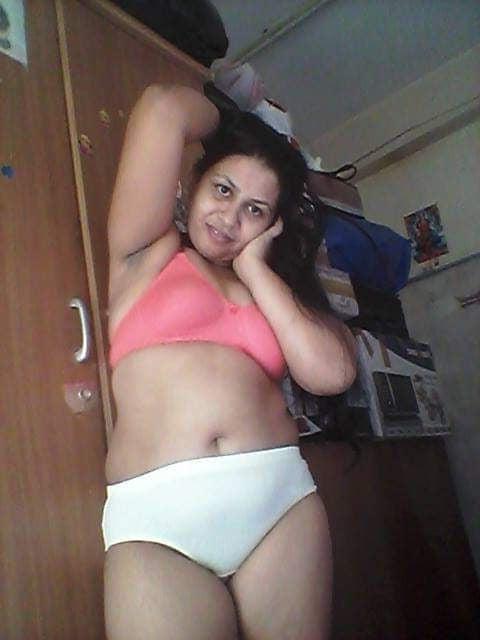 25P Sri Lanka Girl 20