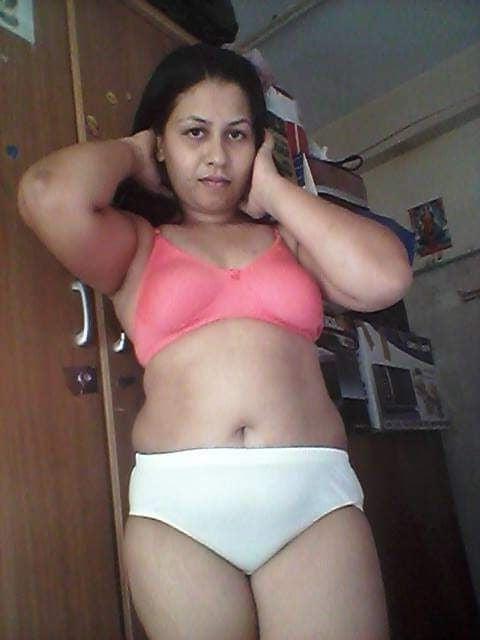 25P Sri Lanka Girl 20