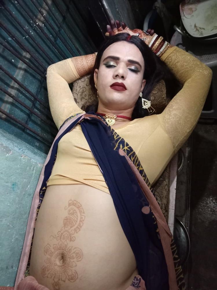 6P Crossdresser