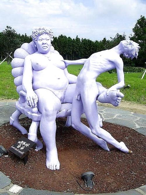 25P Big Erotic Sculptures 1 - Korean Erotic Parc