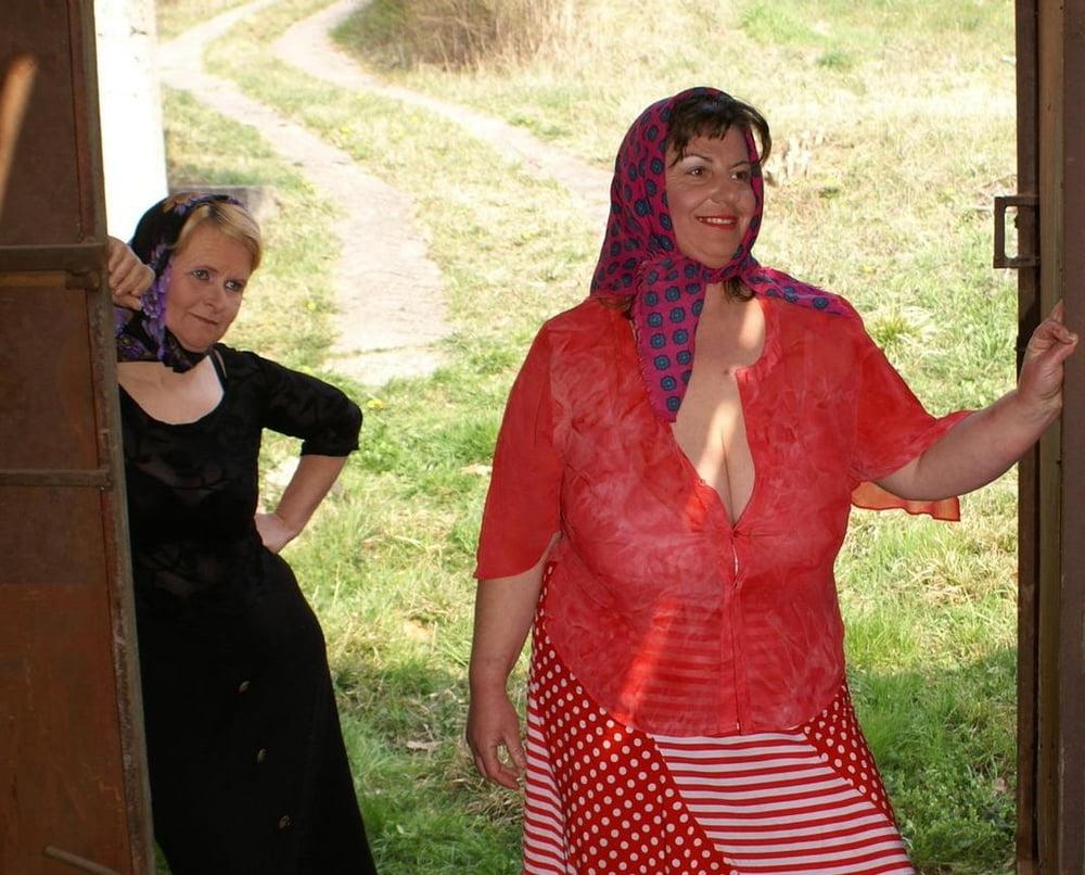 25P 2 Farmer Bitches Teresa and Ute with Young Lover, Wet Fun