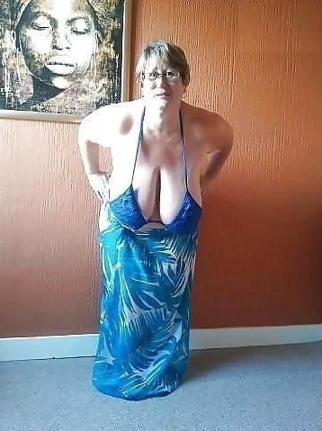 25P Big Boobs Mature 23