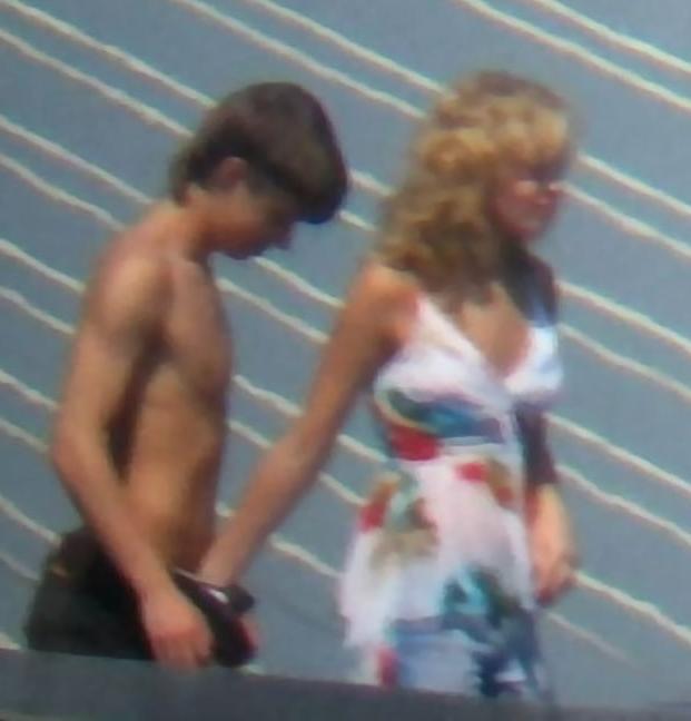 20P milf and young man -mature et jeunot 11