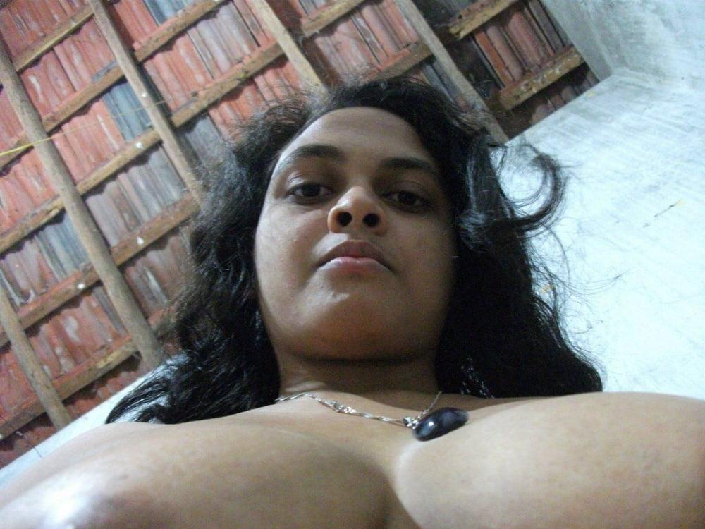 15P Sri Lanka Girl 9
