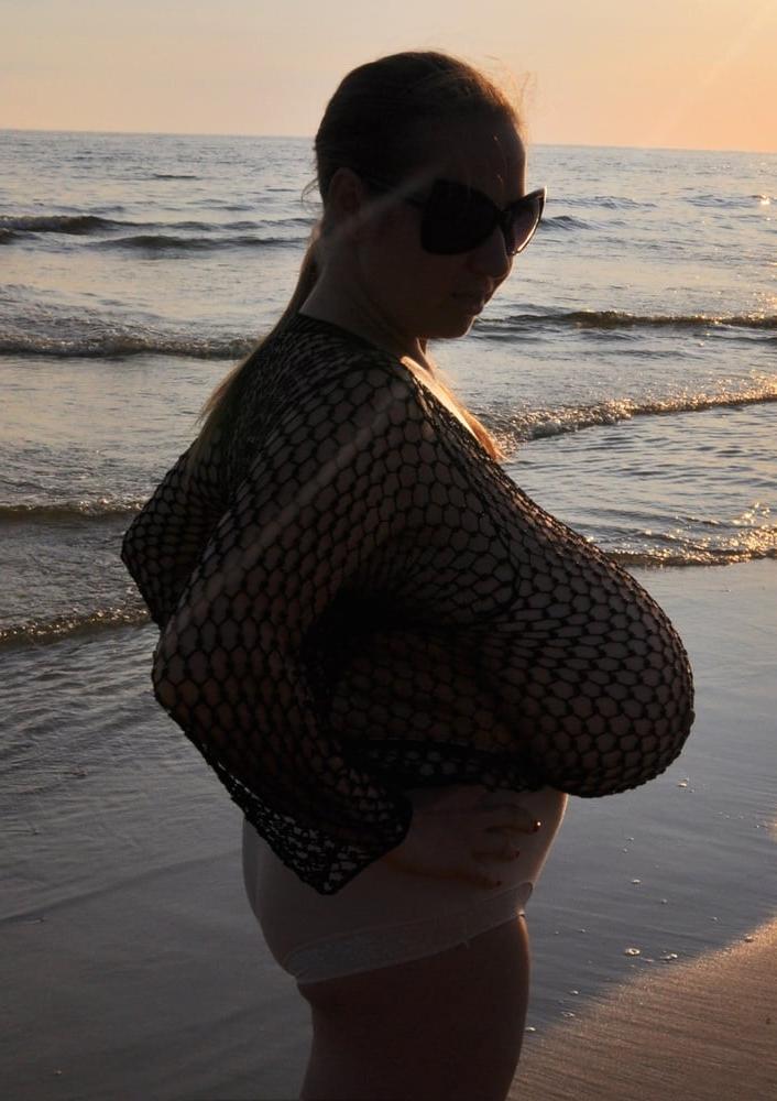25P Big Boobs Profile 28 - pro-boobs