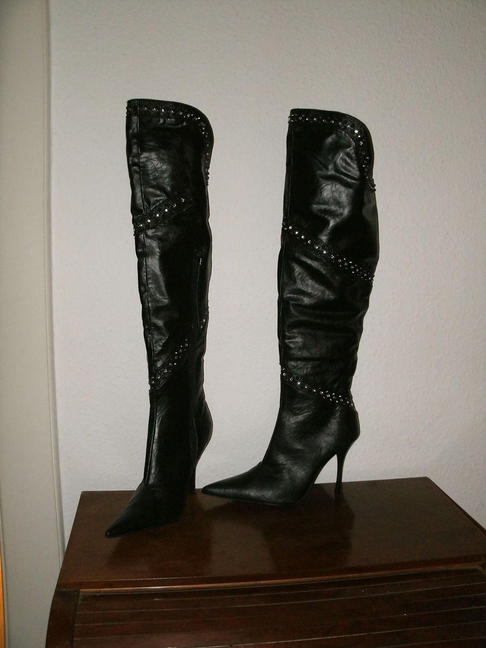 14P Boots