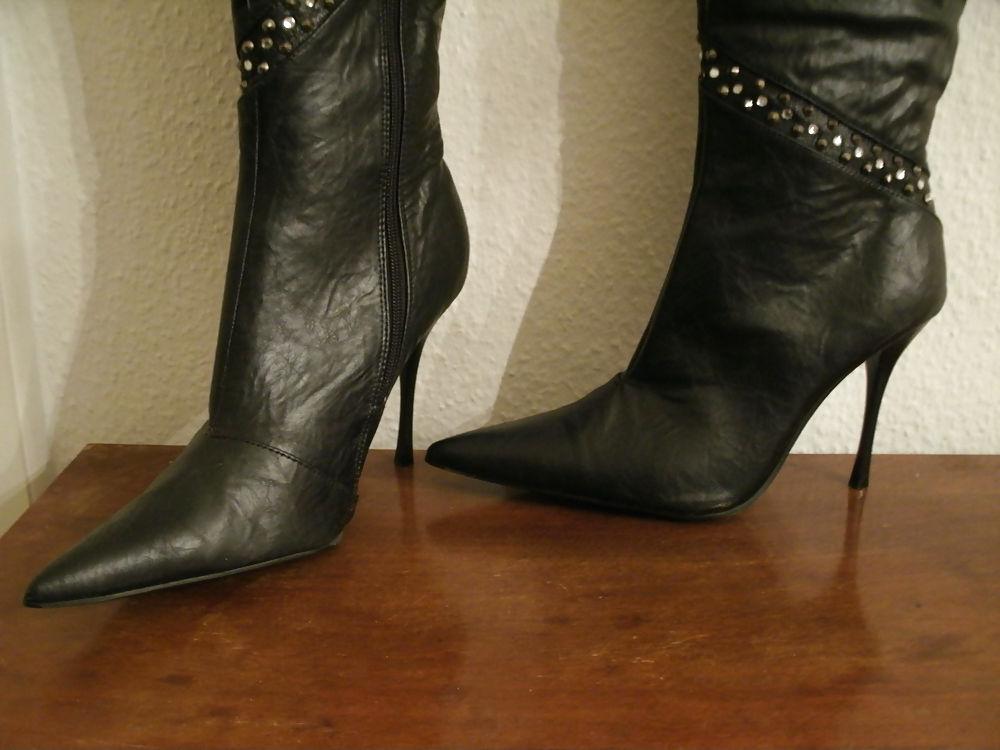 14P Boots