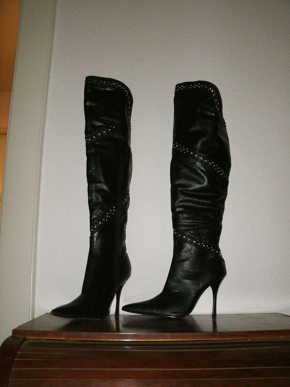 14P Boots