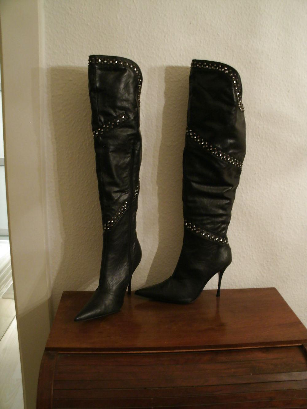 14P Boots