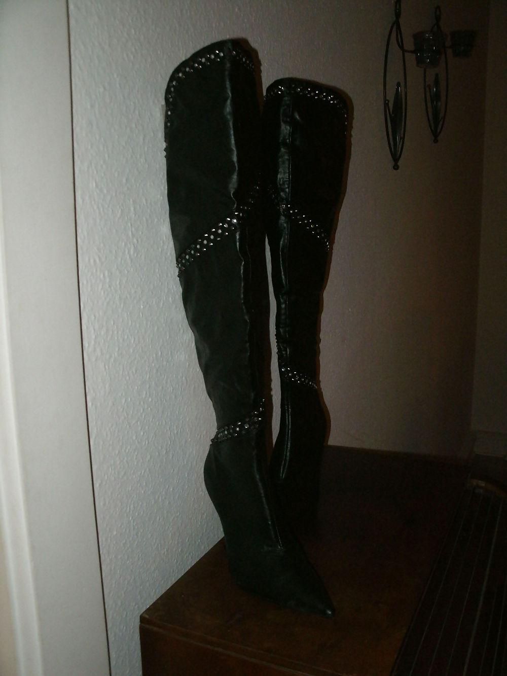 14P Boots