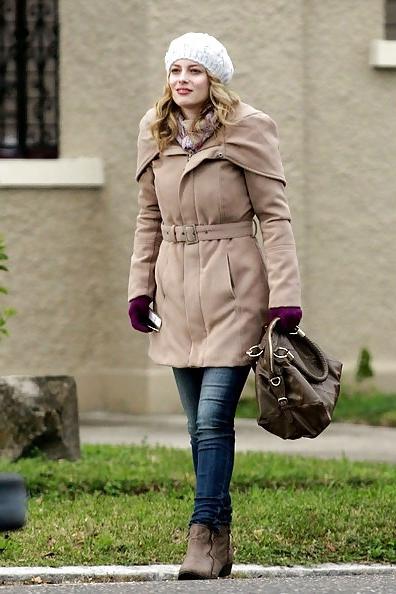 25P Community's Gillian Jacobs collection 2