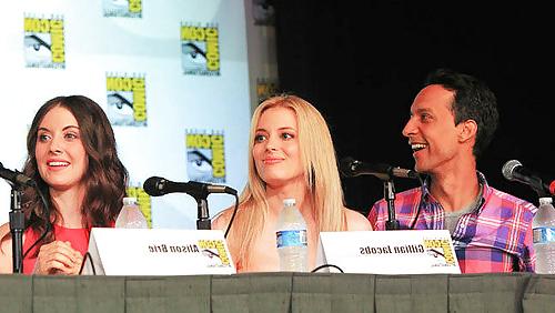 25P Community's Gillian Jacobs collection 2