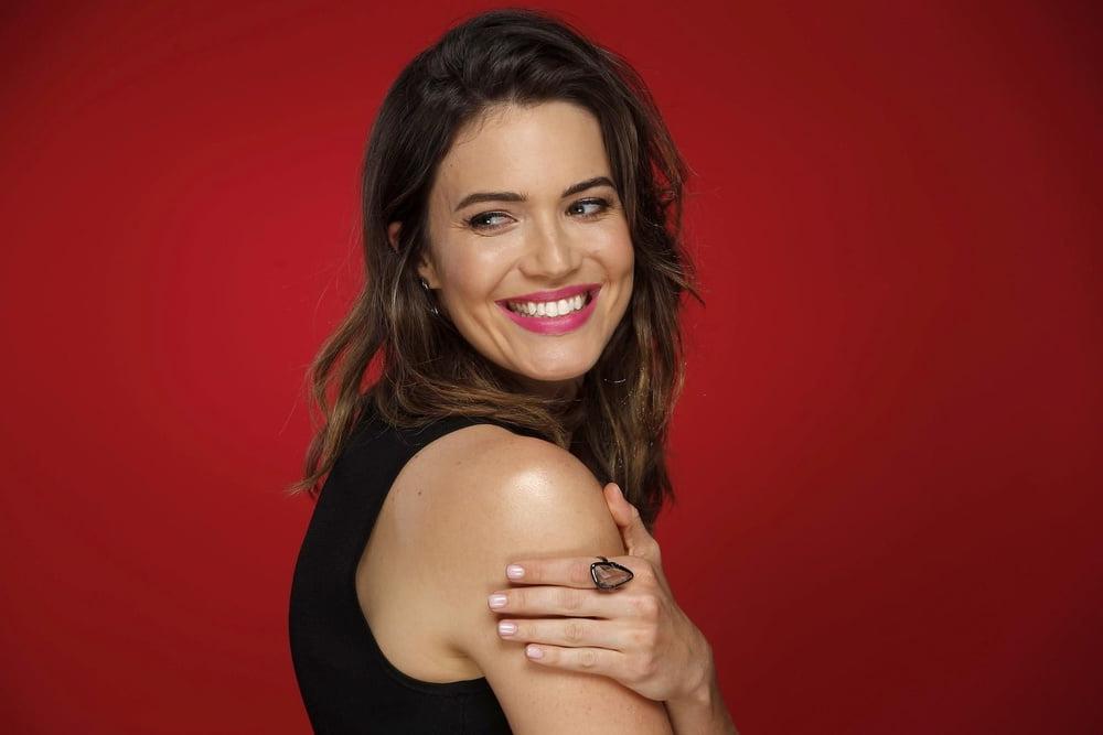 9P Mandy Moore - LA Times Emmy Story 2017