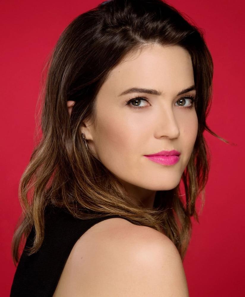 9P Mandy Moore - LA Times Emmy Story 2017