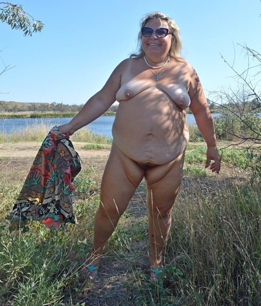 25P Hoodyman SSBBW 279 : Pervert fucker of pigs
