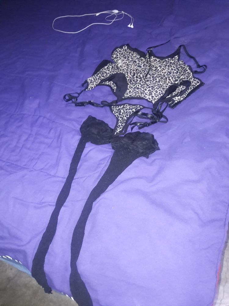 9P Mature mom