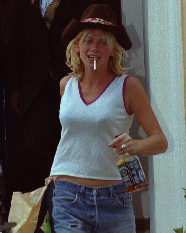21P Cum to the 90s 03 : Zoe Ball