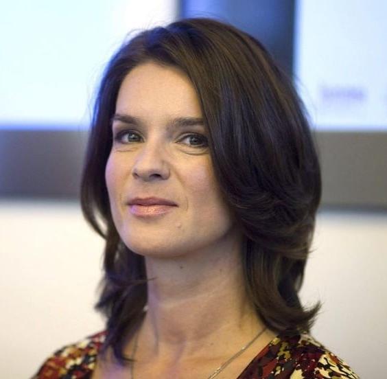 25P Celebrities I'd like to fuck