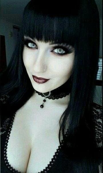 25P BIG GIRLS I'D FUCK HARD AND SHOOT MY CUM IN IV