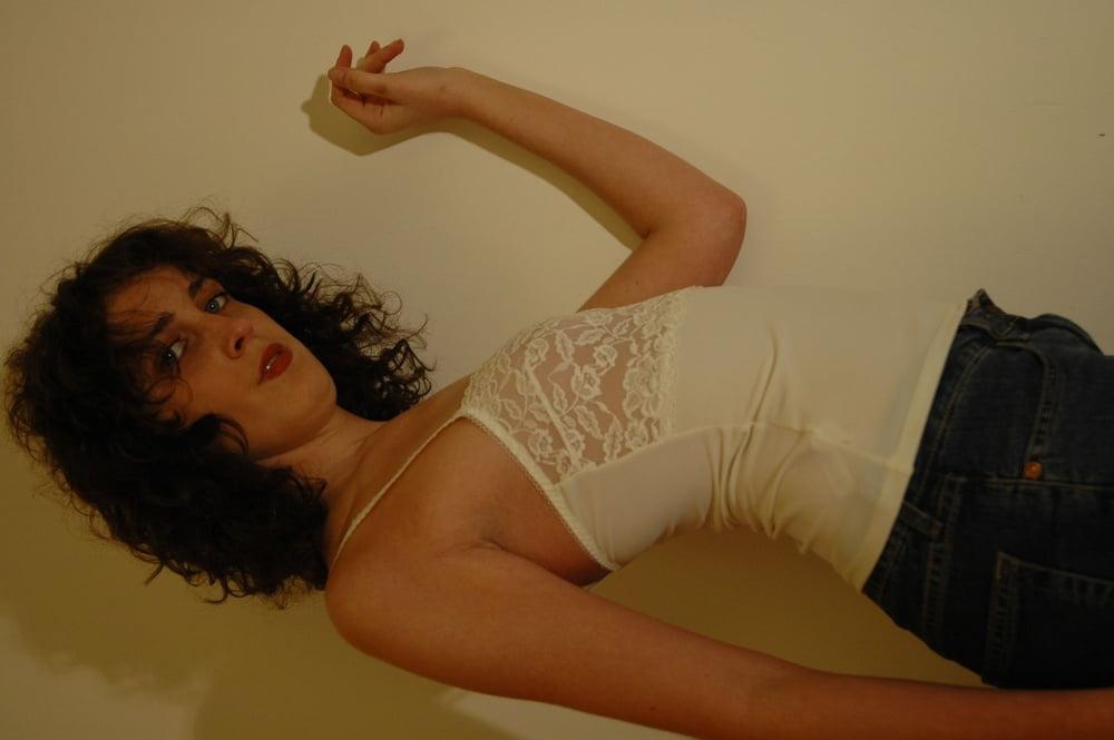 25P MATURE PICS 09345