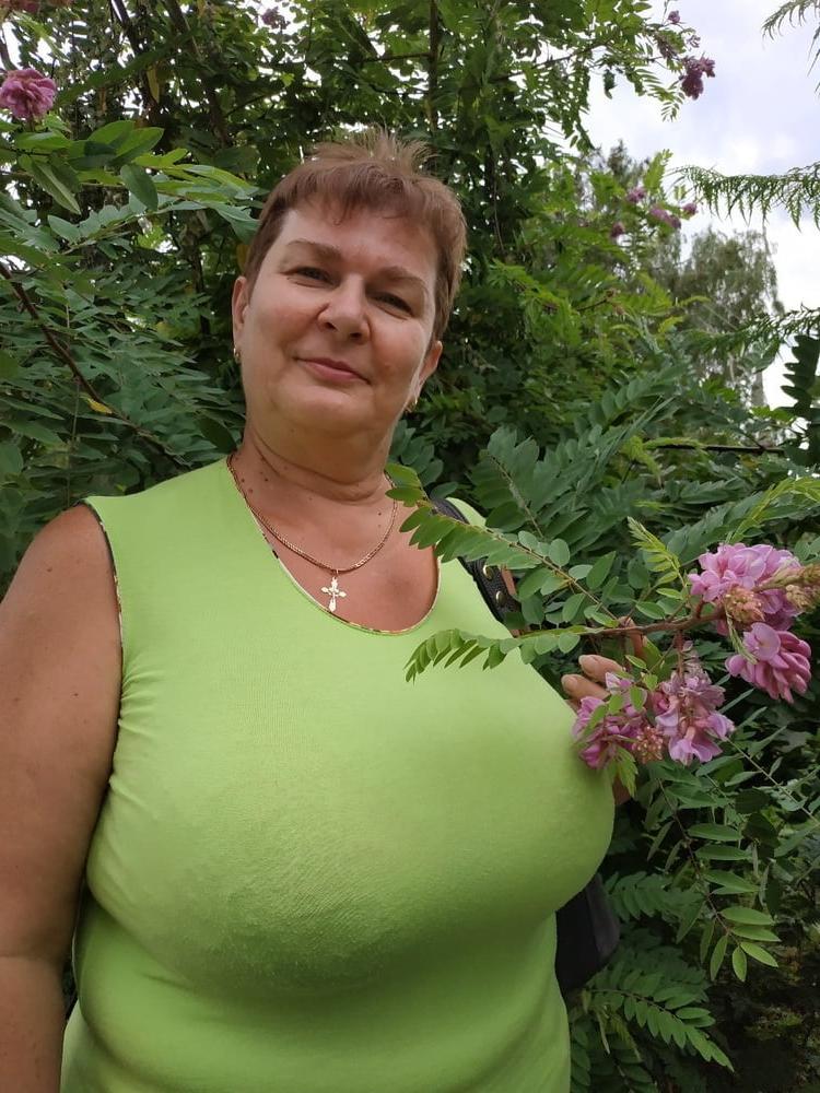 20P Clothed Mature - Big Boobs 12