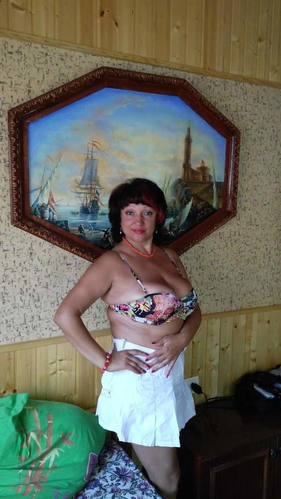 20P Clothed Mature - Big Boobs 12